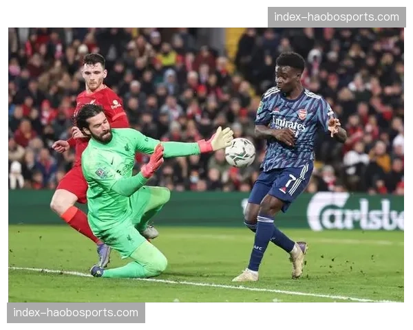 阿森纳不再是一打强队就乱节奏，擅长在对手控球时突然提速